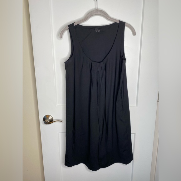 Theory Dresses & Skirts - Theory Shift Pleated Black Cocktail Dress Women’s Size 6